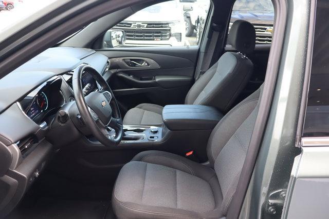 used 2023 Chevrolet Traverse car, priced at $28,456