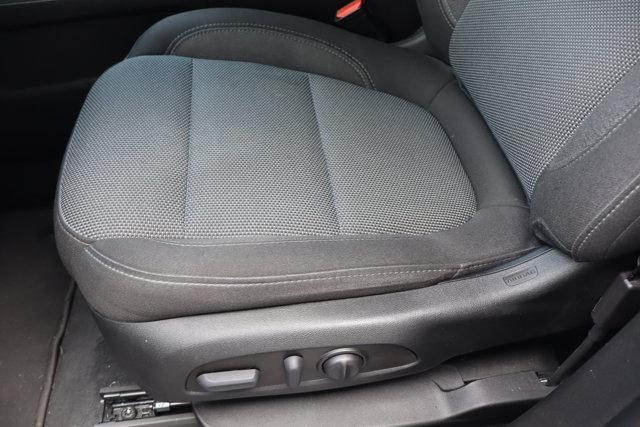 used 2023 Chevrolet Traverse car, priced at $28,456