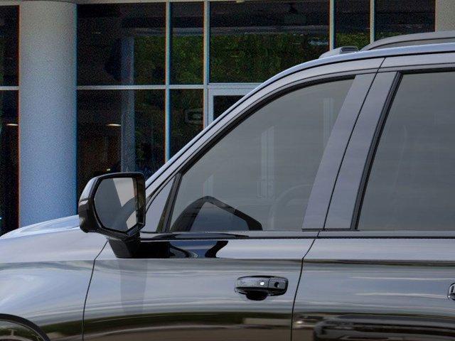 new 2025 Chevrolet Suburban car, priced at $77,625