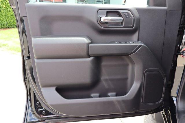new 2025 Chevrolet Silverado 1500 car, priced at $39,304