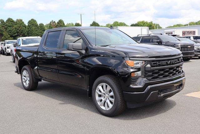 new 2025 Chevrolet Silverado 1500 car, priced at $39,304