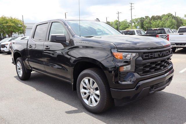 new 2025 Chevrolet Silverado 1500 car, priced at $39,304