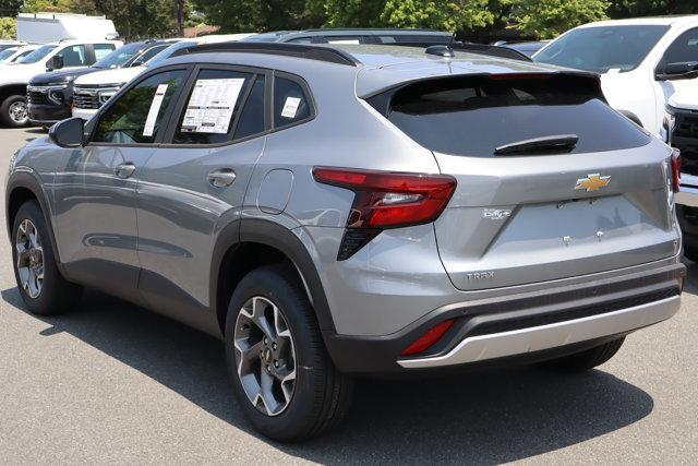 new 2025 Chevrolet Trax car, priced at $24,235