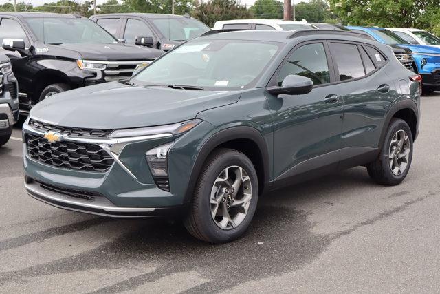 new 2025 Chevrolet Trax car, priced at $24,235