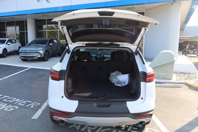 new 2025 Chevrolet Blazer car, priced at $35,404