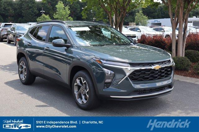 new 2025 Chevrolet Trax car, priced at $24,235
