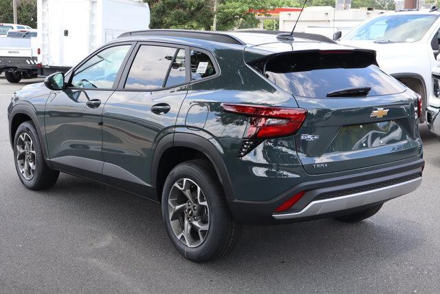 new 2025 Chevrolet Trax car, priced at $24,235