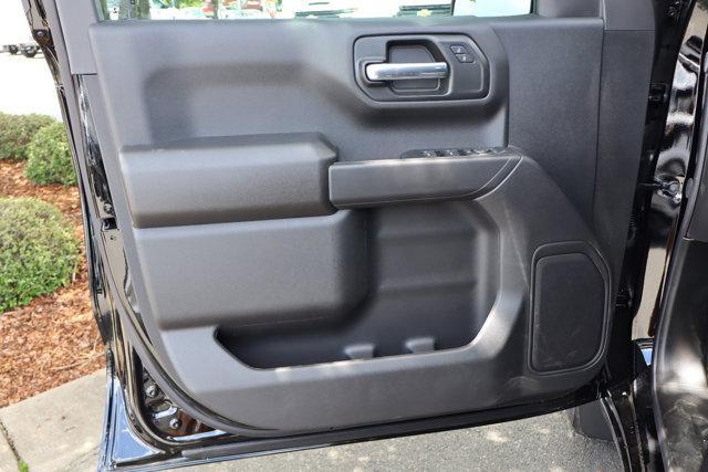 new 2025 Chevrolet Silverado 1500 car, priced at $41,070