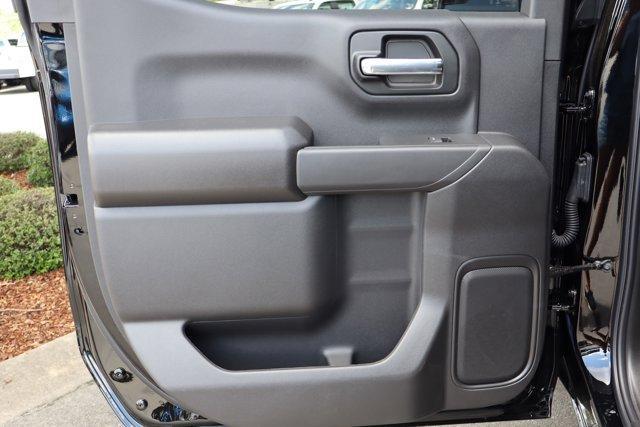 new 2025 Chevrolet Silverado 1500 car, priced at $39,056