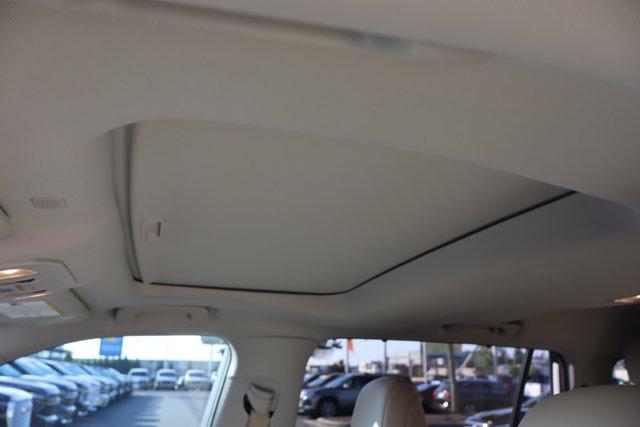 used 2021 Toyota Highlander car, priced at $33,449