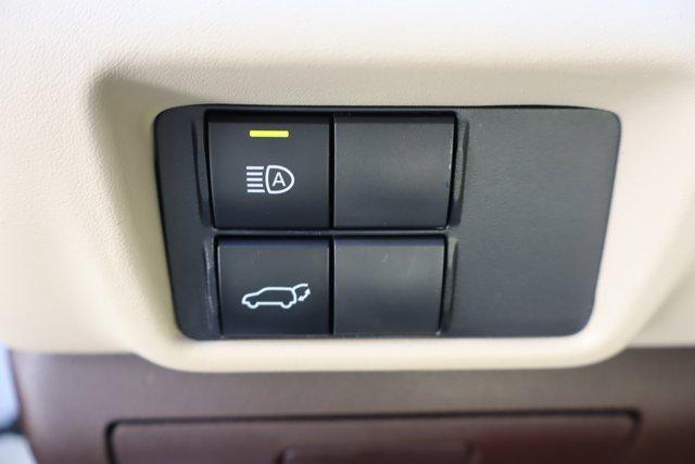 used 2021 Toyota Highlander car, priced at $33,449