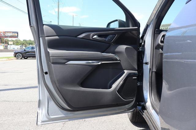 new 2026 Chevrolet Traverse car, priced at $57,033