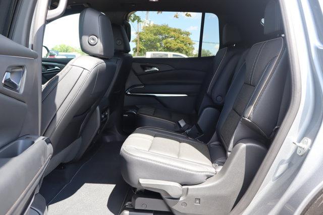 new 2026 Chevrolet Traverse car, priced at $57,033