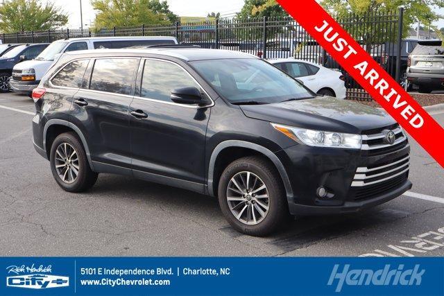 used 2019 Toyota Highlander car, priced at $27,426