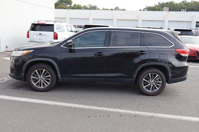 used 2019 Toyota Highlander car, priced at $27,426