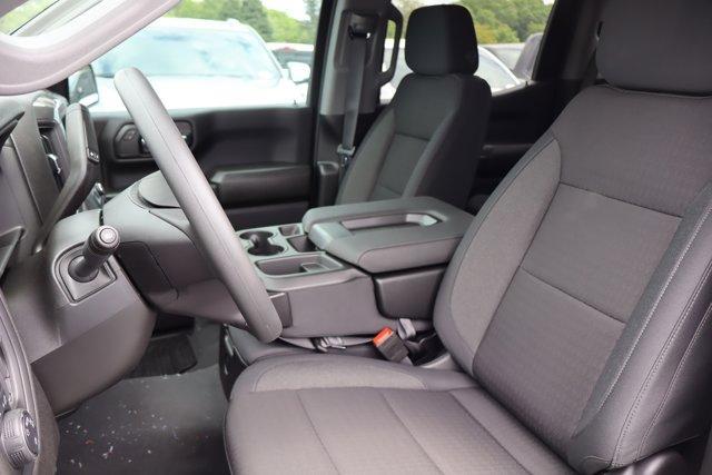 new 2025 Chevrolet Silverado 1500 car, priced at $39,304