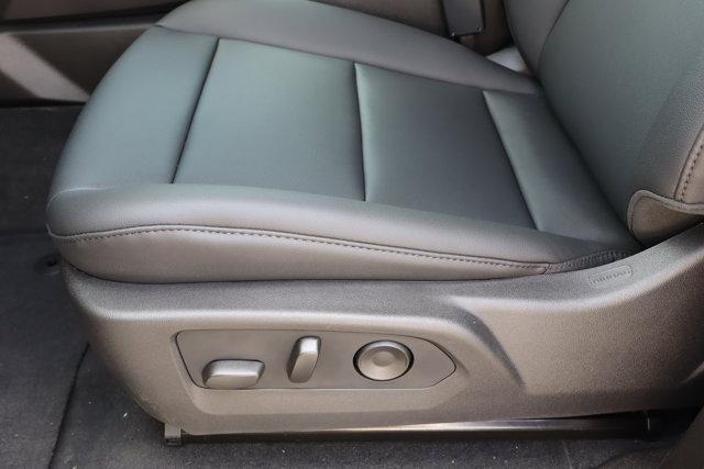 new 2025 Chevrolet Colorado car, priced at $42,804