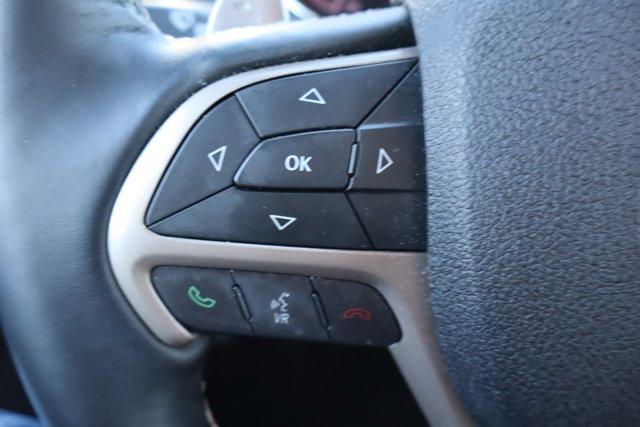 used 2015 Jeep Grand Cherokee car, priced at $16,629