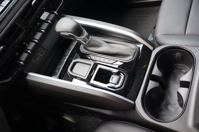new 2025 Chevrolet Colorado car, priced at $40,641