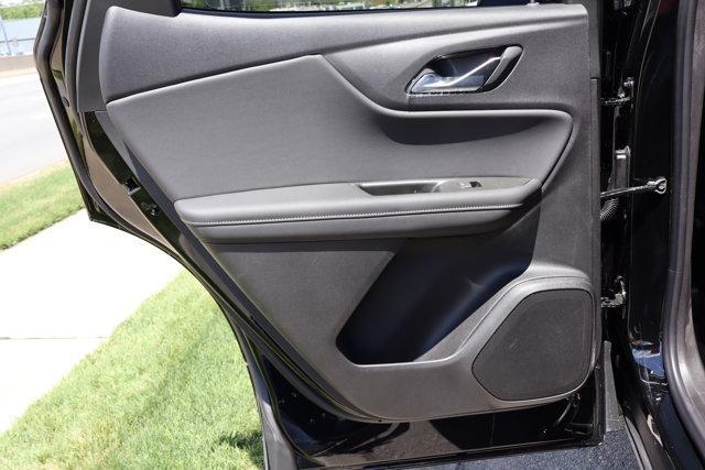 new 2025 Chevrolet Blazer car, priced at $35,404