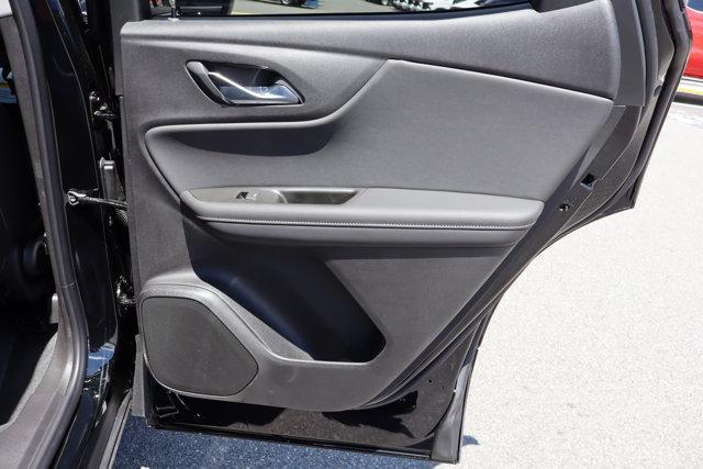 new 2025 Chevrolet Blazer car, priced at $35,404