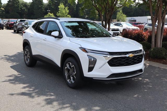 new 2025 Chevrolet Trax car, priced at $24,235