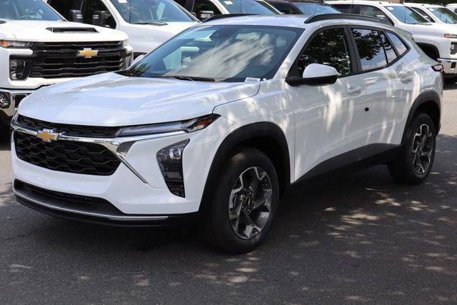 new 2025 Chevrolet Trax car, priced at $24,235
