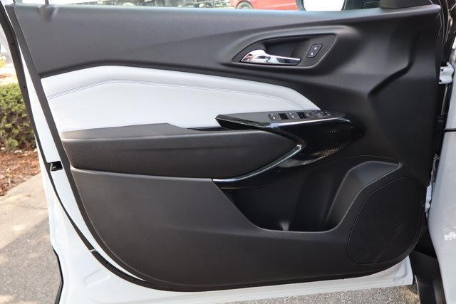 new 2025 Chevrolet Trax car, priced at $24,235