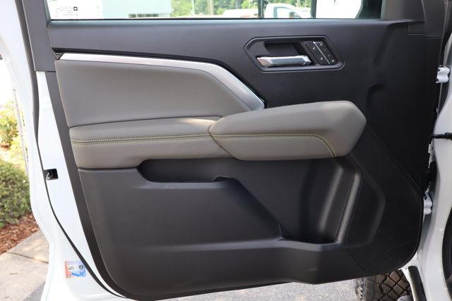 new 2025 Chevrolet Colorado car, priced at $52,425