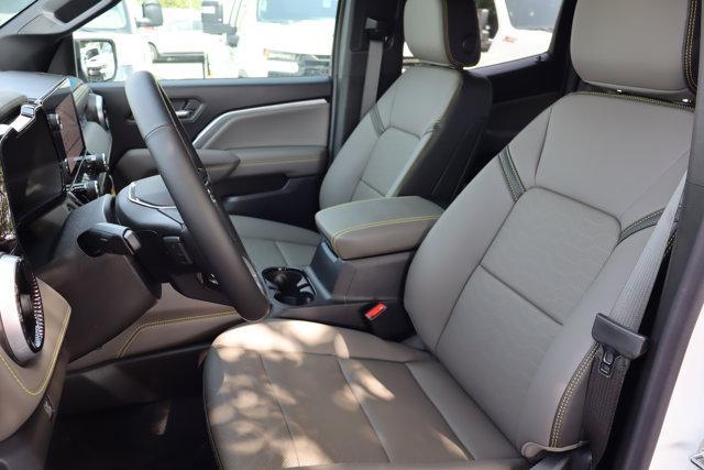 new 2025 Chevrolet Colorado car, priced at $52,425