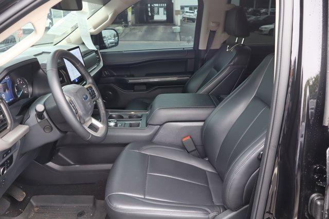 used 2024 Ford Expedition car, priced at $50,735