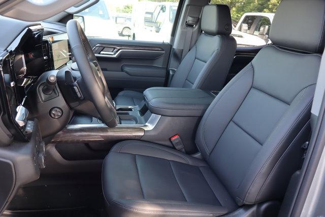 new 2025 Chevrolet Silverado 1500 car, priced at $55,001