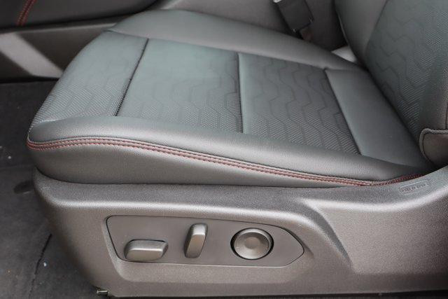 new 2025 Chevrolet Colorado car, priced at $46,015