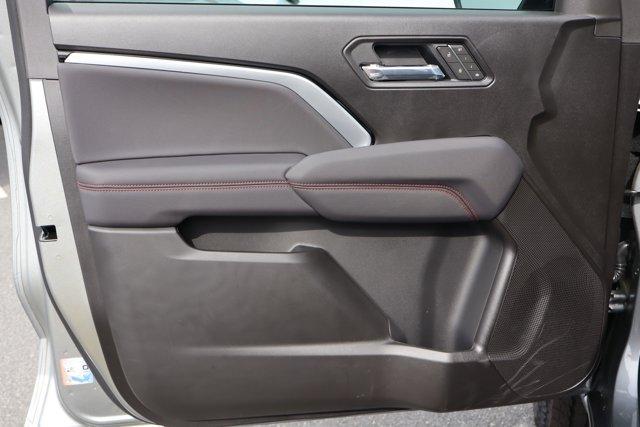 new 2025 Chevrolet Colorado car, priced at $46,015