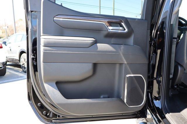 new 2025 Chevrolet Silverado 1500 car, priced at $52,874
