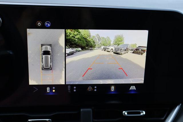 new 2026 Chevrolet Equinox car, priced at $31,490