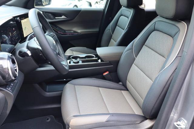 new 2026 Chevrolet Equinox car, priced at $31,490