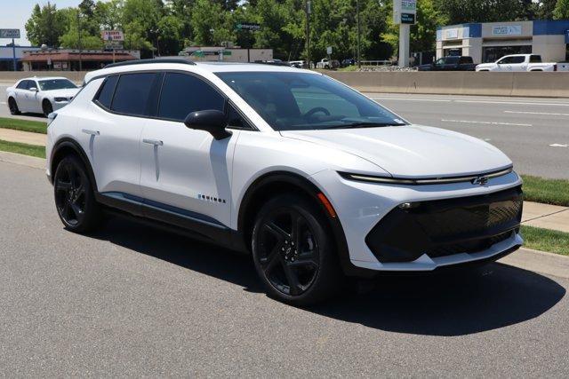 new 2025 Chevrolet Equinox EV car, priced at $43,680