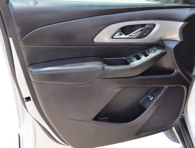 used 2021 Chevrolet Traverse car, priced at $22,794