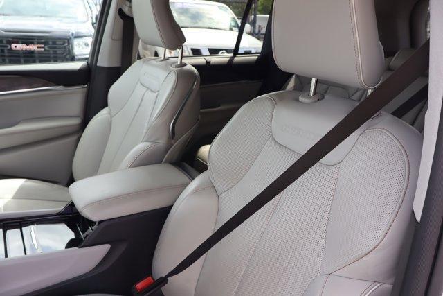 used 2023 Jeep Grand Cherokee car, priced at $39,233
