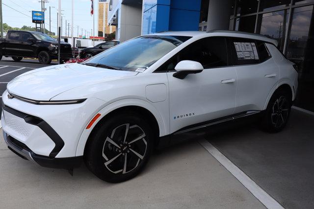 new 2025 Chevrolet Equinox EV car, priced at $36,590