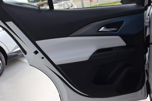 new 2025 Chevrolet Equinox EV car, priced at $36,590