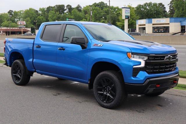 new 2025 Chevrolet Silverado 1500 car, priced at $53,686