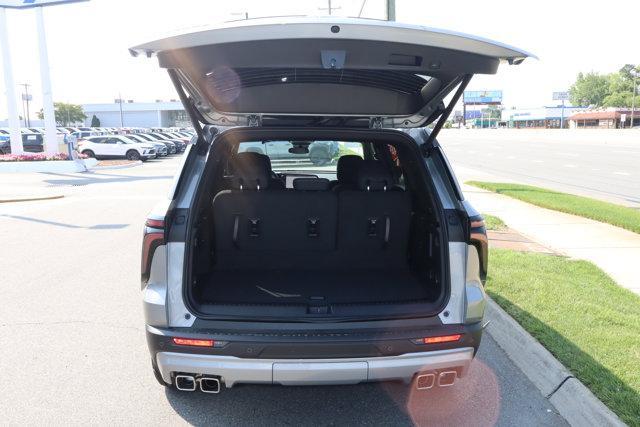 new 2025 Chevrolet Traverse car, priced at $41,945