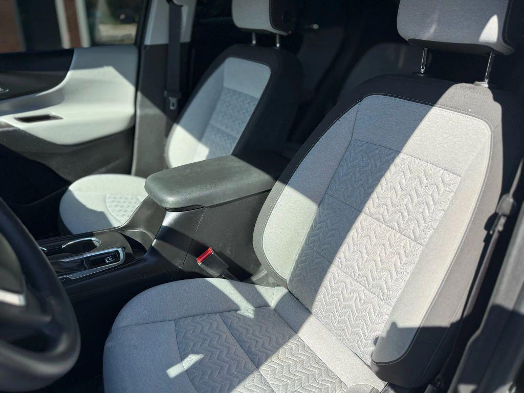 used 2022 Chevrolet Equinox car, priced at $17,895