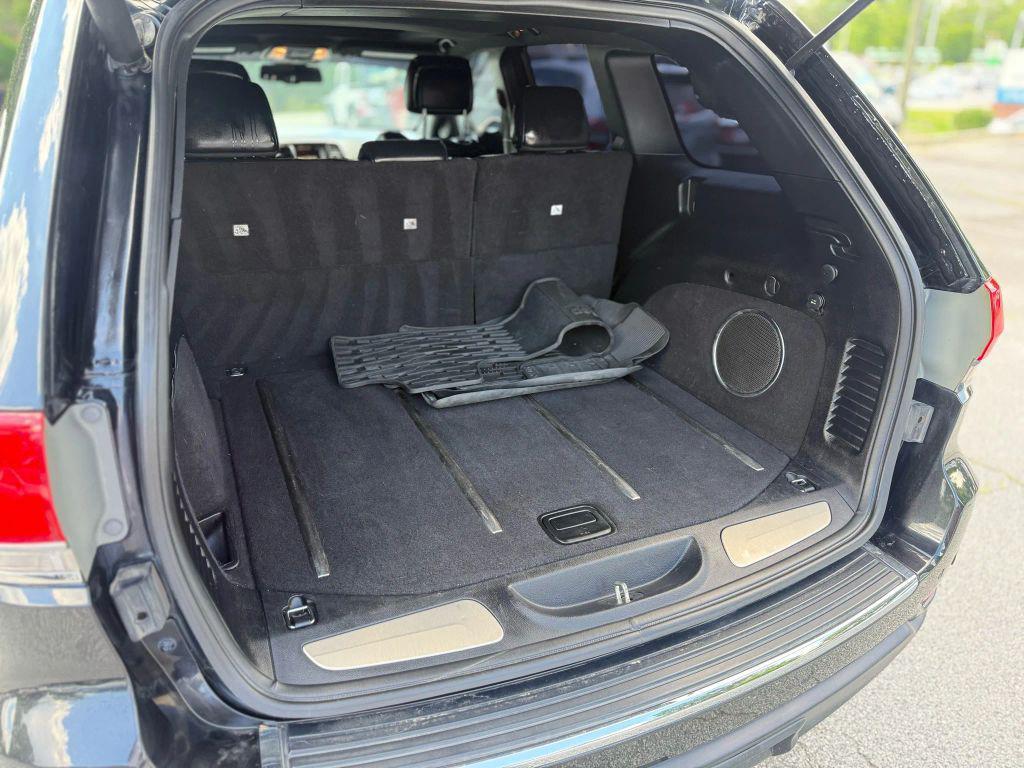 used 2015 Jeep Grand Cherokee car, priced at $12,495