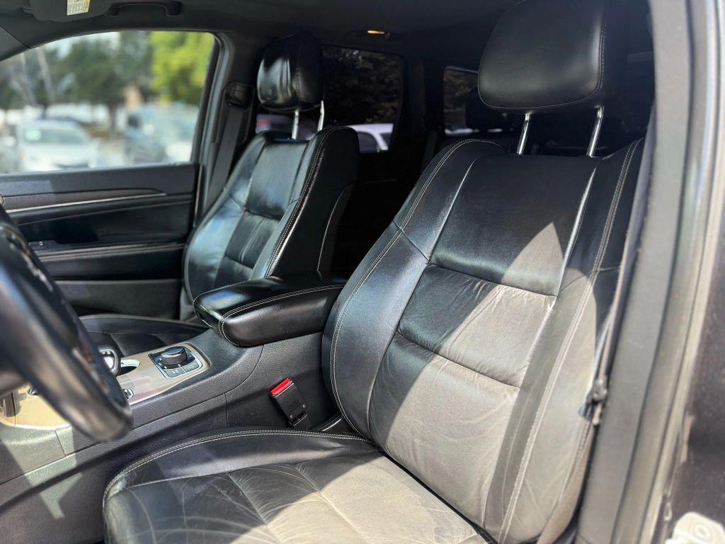 used 2015 Jeep Grand Cherokee car, priced at $12,495