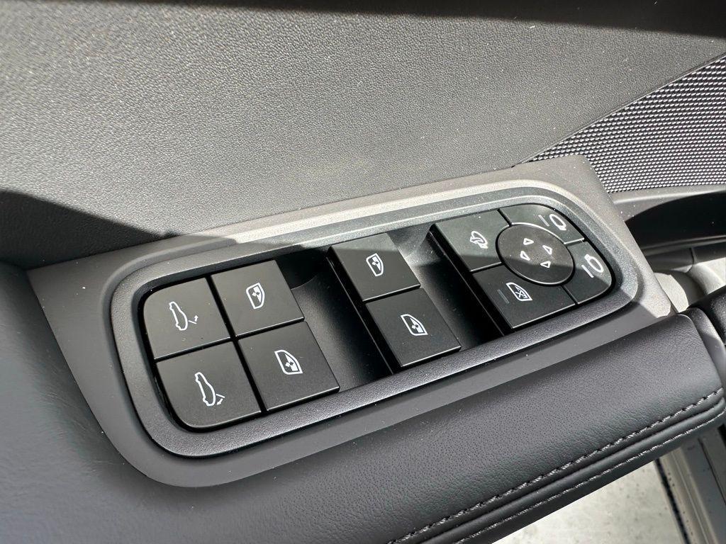 used 2025 Porsche Cayenne car, priced at $127,999