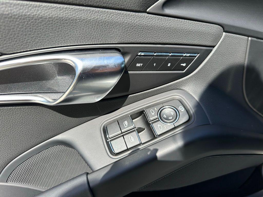 used 2025 Porsche 718 Cayman car, priced at $90,695