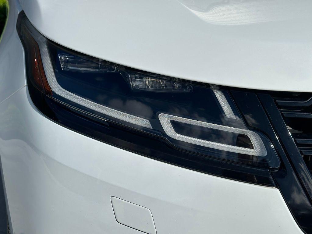 used 2019 Land Rover Range Rover Velar car, priced at $23,995